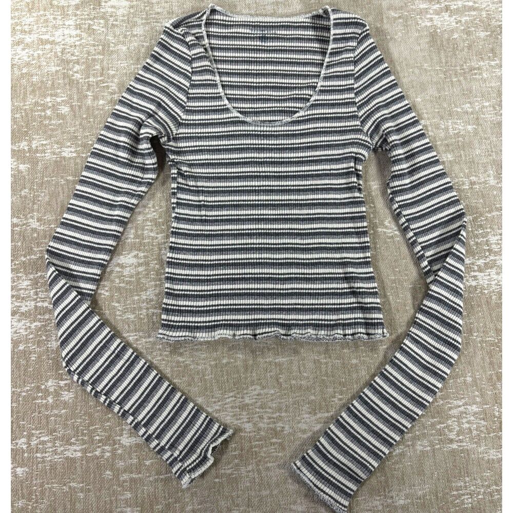 Brandy Melville McKenna Gray White Striped Ribbed Long Sleeve